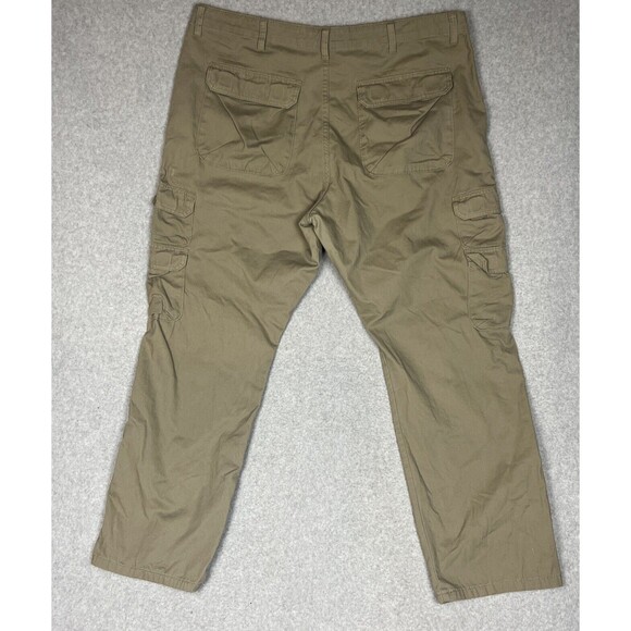 Wrangler Authentics Men's 42X32 Cargo Pant Regular Fit Straight Leg Cotton Beige - Picture 3 of 10
